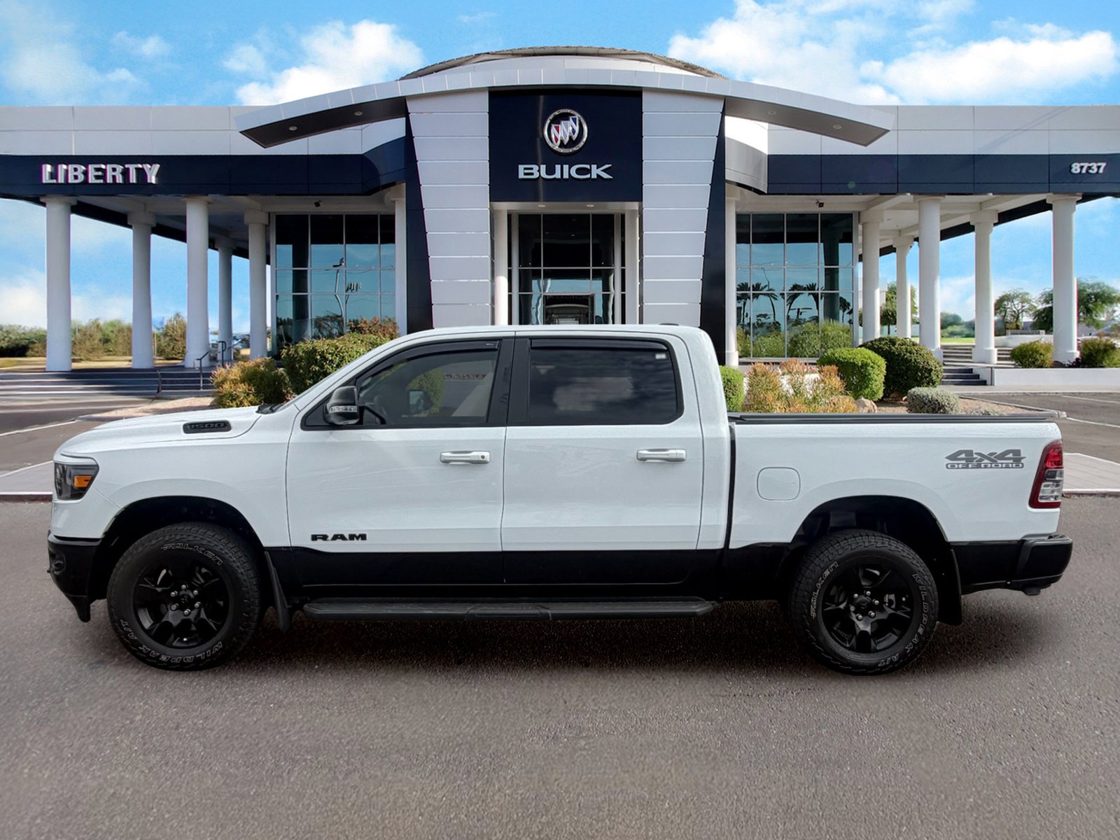 Used 2022 RAM 1500 Big Horn AWD/4WD image 7
