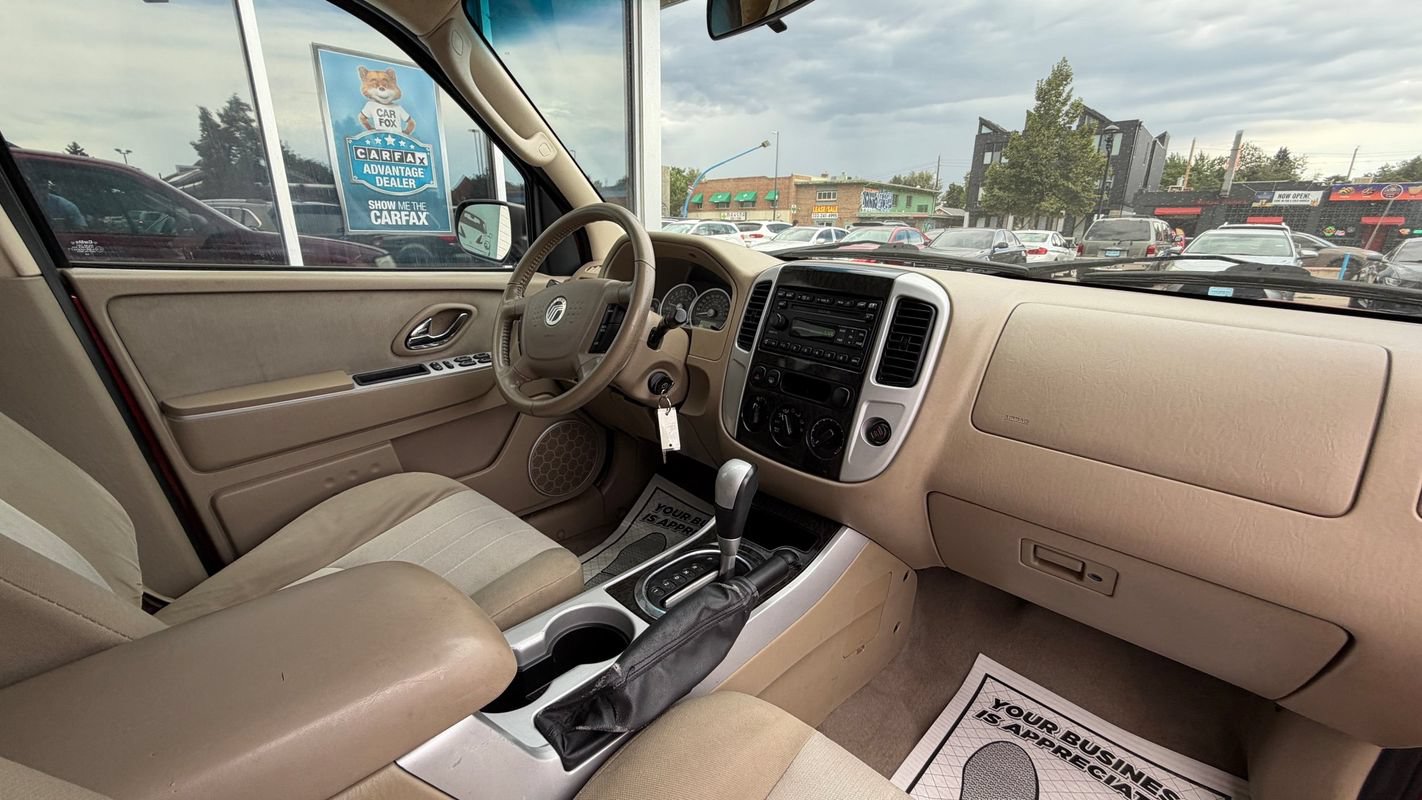 Used 2005 Mercury Mariner 2WD V6 image 13