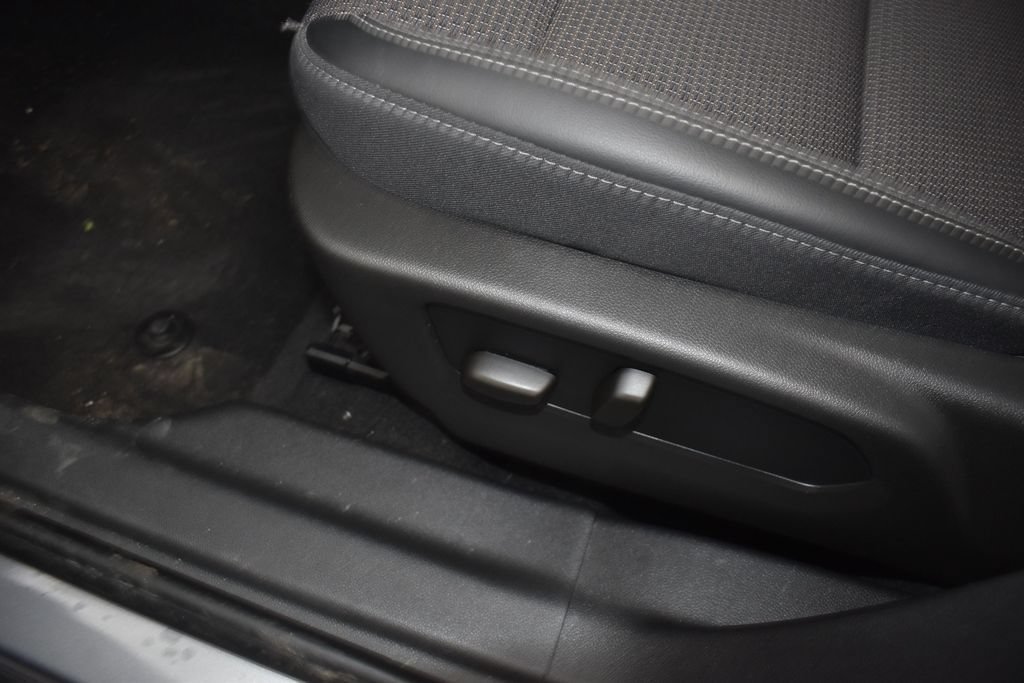 Used 2022 Buick Envision Preferred AWD/4WD image 15