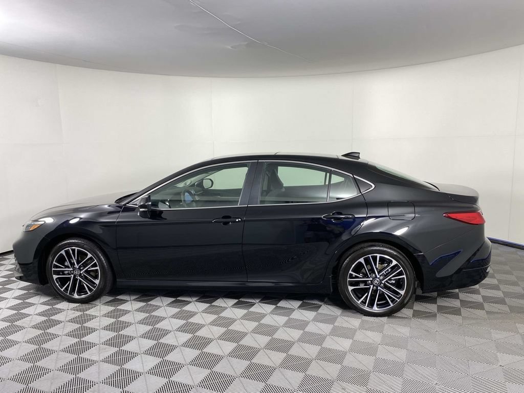Used 2026 Toyota Camry XLE w/ Premium Plus Package AWD/4WD image 5