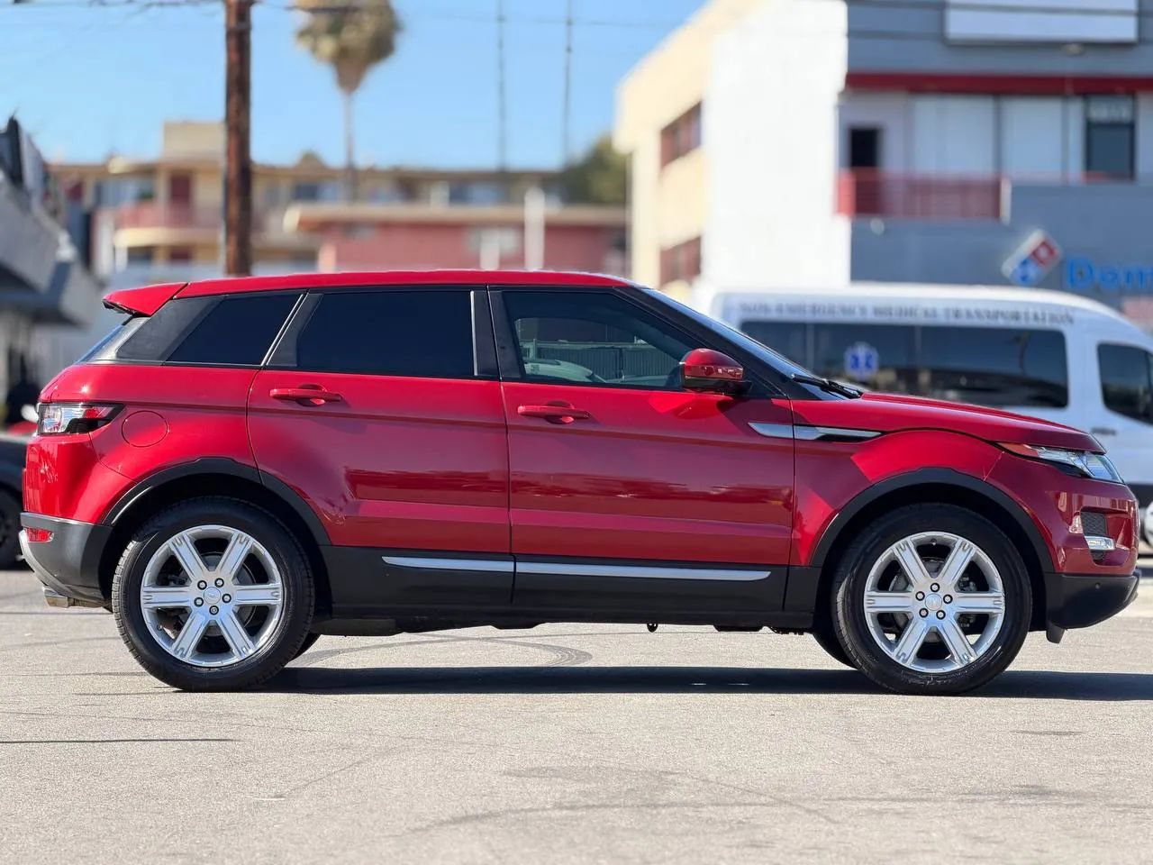 Used 2014 Land Rover Range Rover Evoque Pure Premium AWD/4WD image 18