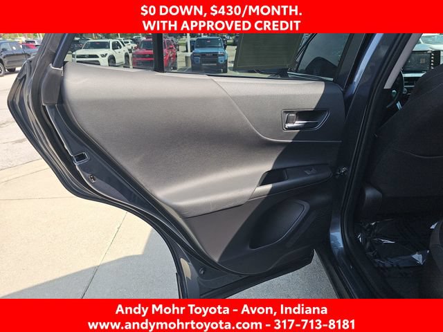 Used 2021 Toyota Venza LE AWD/4WD image 28