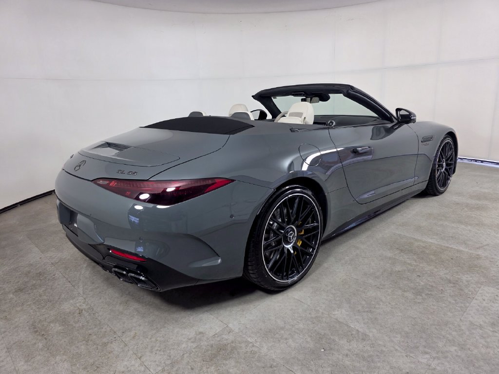 Used 2026 Mercedes-Benz SL 55 AMG 4MATIC image 4