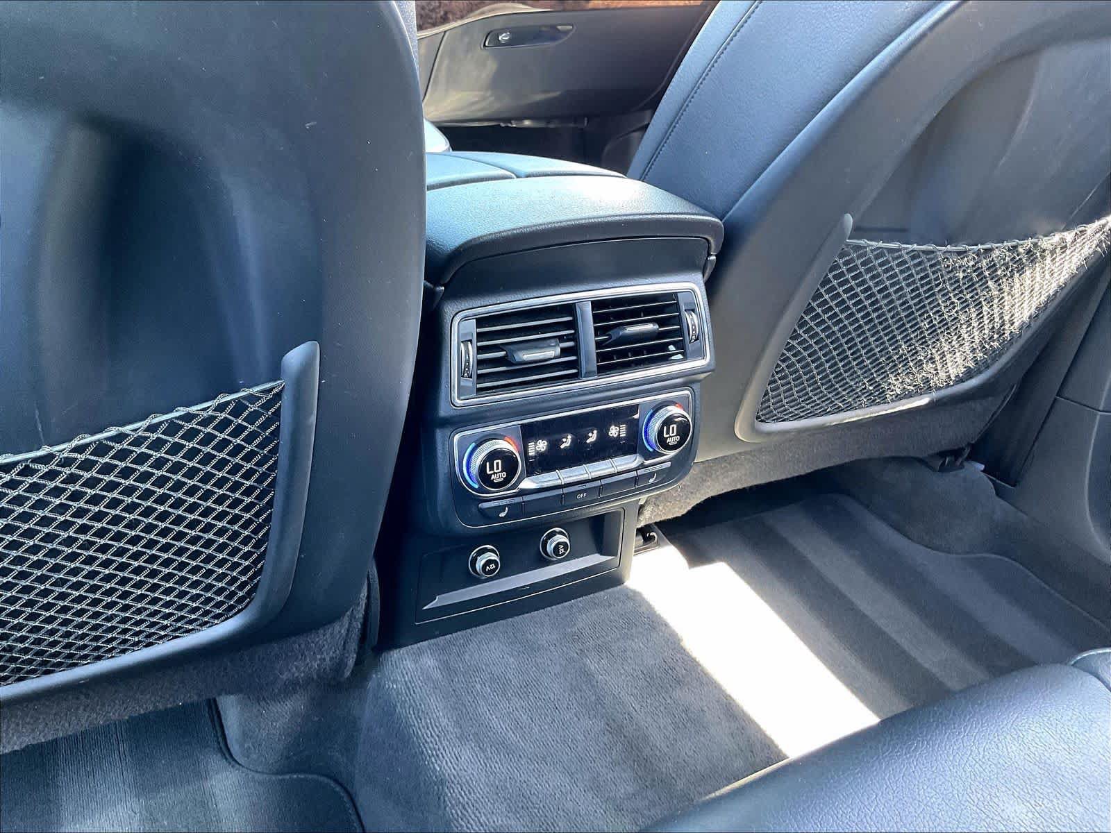 Used 2019 Audi Q7 2.0T Premium Plus w/ Premium Plus Package AWD/4WD image 38