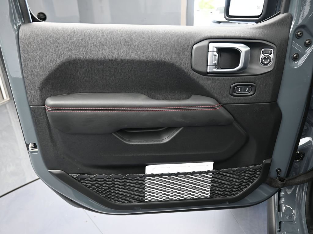 New 2026 Jeep Wrangler Unlimited Rubicon image 13