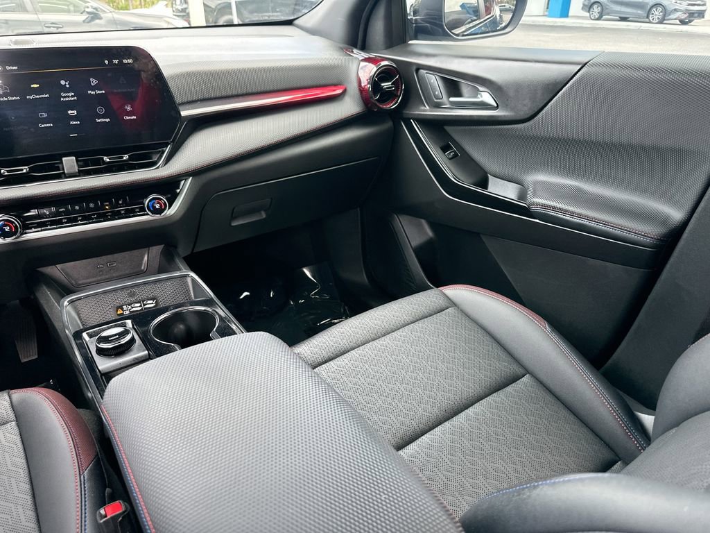 Used 2025 Chevrolet Equinox RS image 22