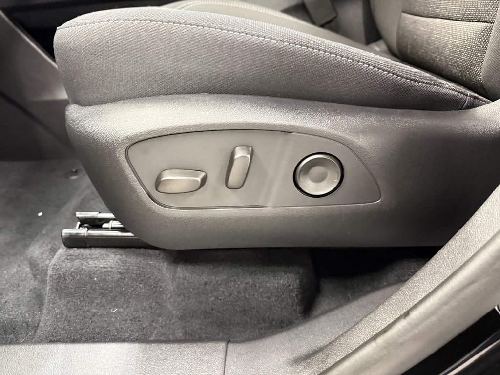 New 2026 Chevrolet Traverse LT image 21