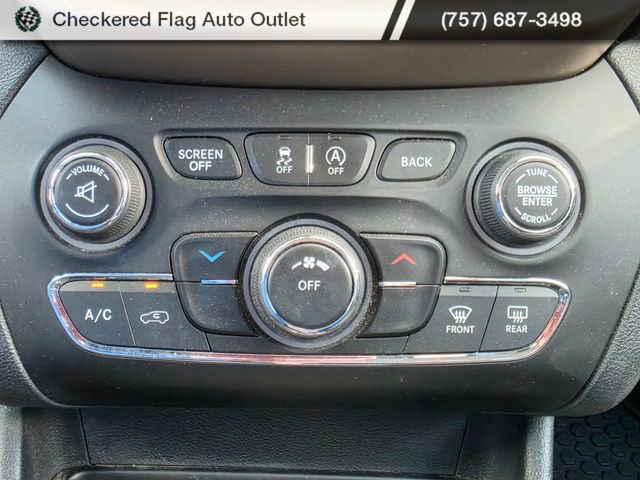 Used 2016 Jeep Cherokee Sport w/ Cold Weather Group image 17