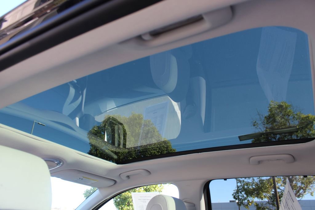 Used 2025 Hyundai Ioniq 5 Limited image 25