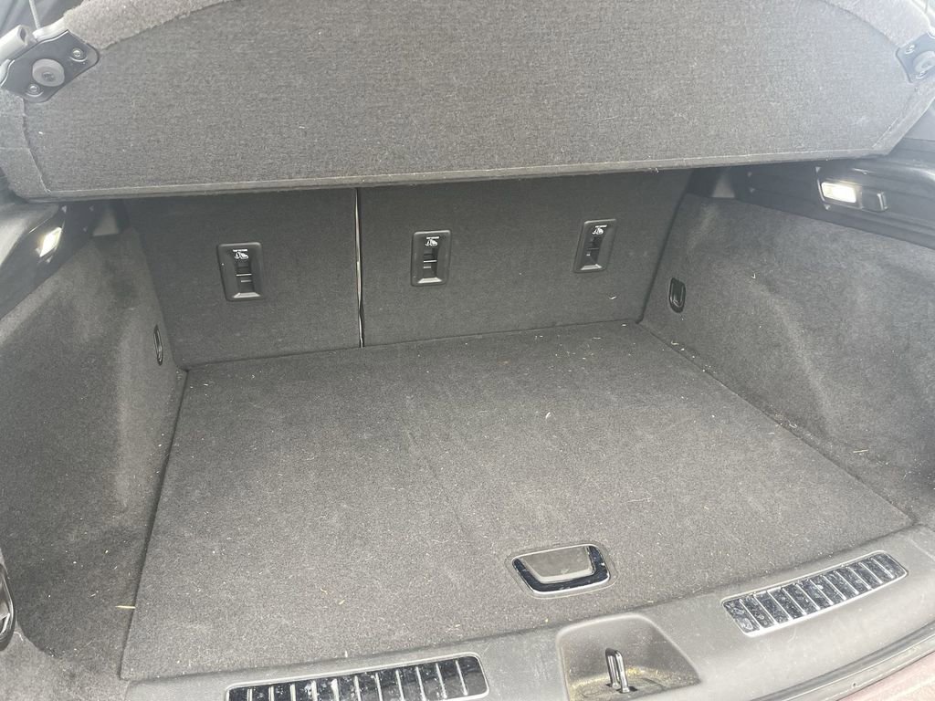 Certified 2023 Cadillac XT4 Sport image 2