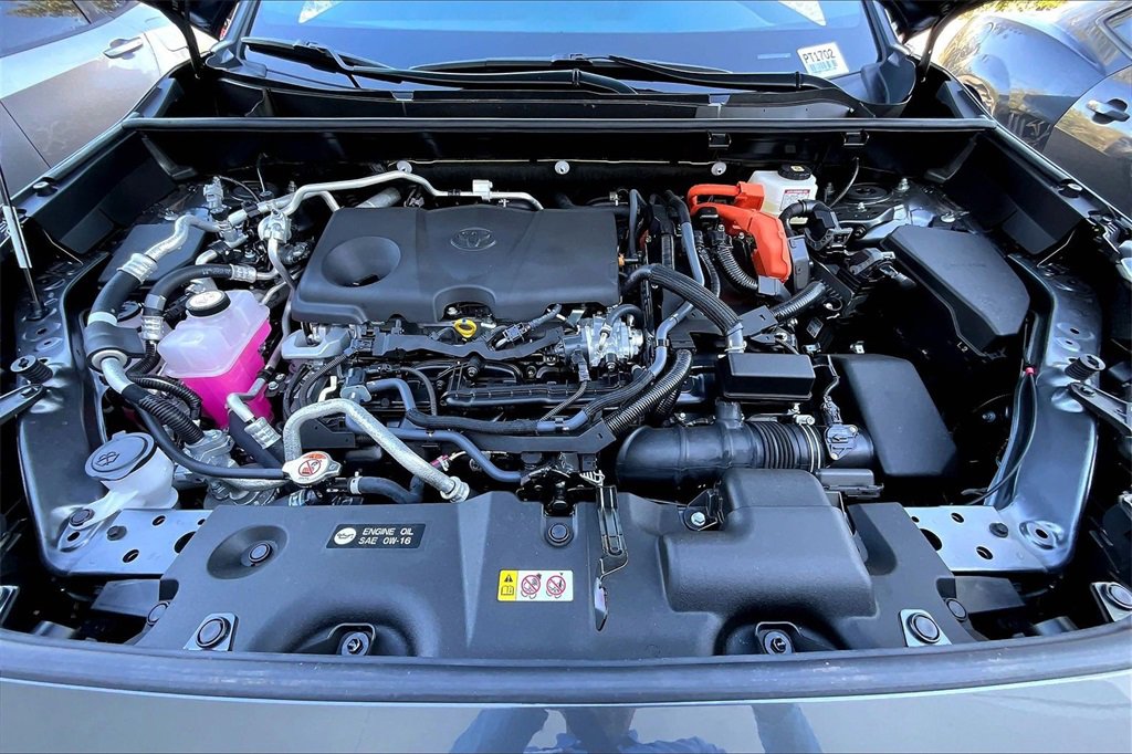 Certified 2025 Toyota RAV4 XSE image 30