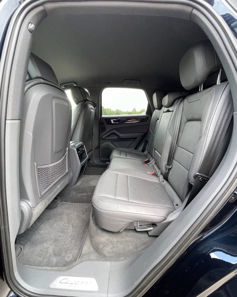 Used 2019 Porsche Cayenne AWD/4WD image 30