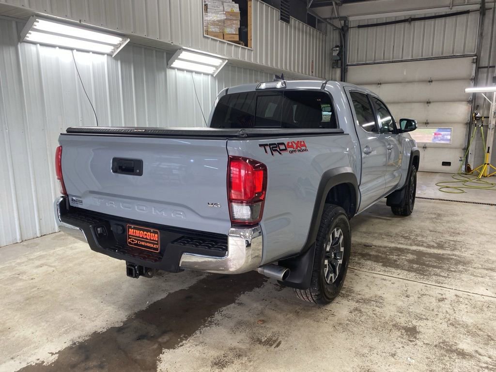 Used 2019 Toyota Tacoma TRD Off-Road AWD/4WD image 8