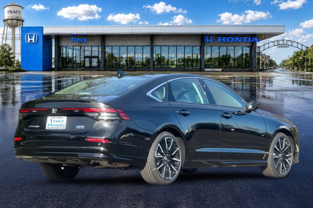 New 2026 Honda Accord Touring image 6