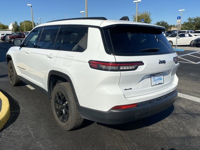 Used 2024 Jeep Grand Cherokee L Laredo image 6