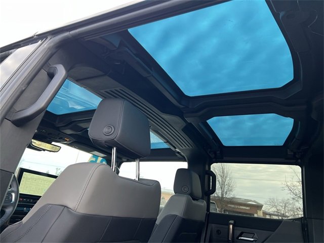 Certified 2025 GMC Hummer EV 3X image 16