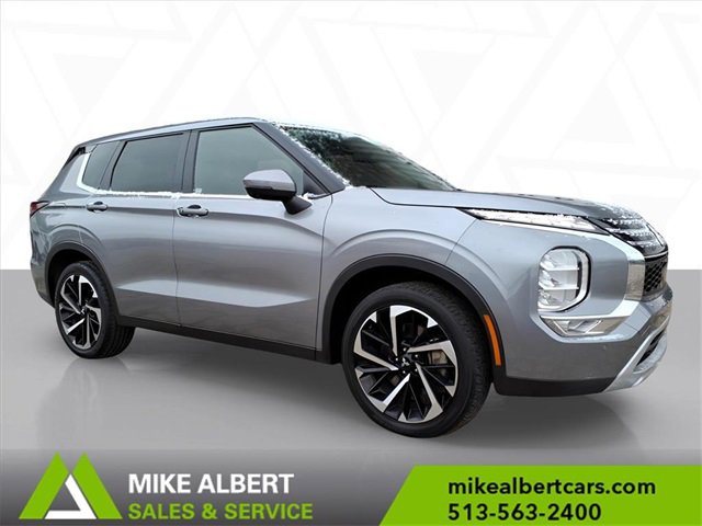 Used 2024 Mitsubishi Outlander SE