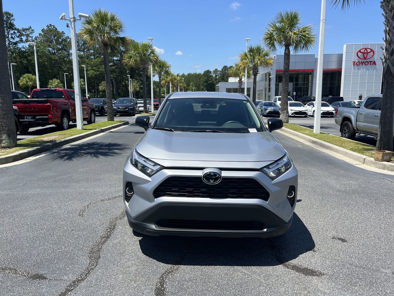Used 2025 Toyota RAV4 LE FWD image 3