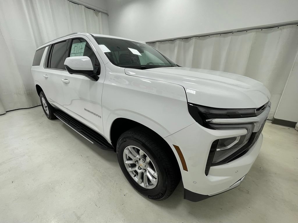 New 2026 Chevrolet Suburban LS AWD/4WD image 3