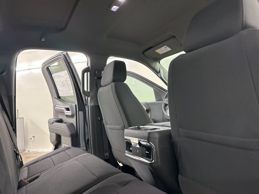 New 2026 GMC Sierra 1500 Elevation image 19