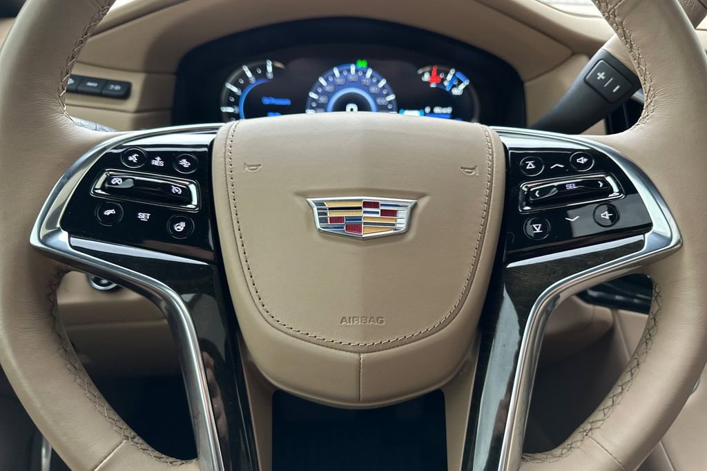 Used 2020 Cadillac Escalade Platinum AWD/4WD image 26
