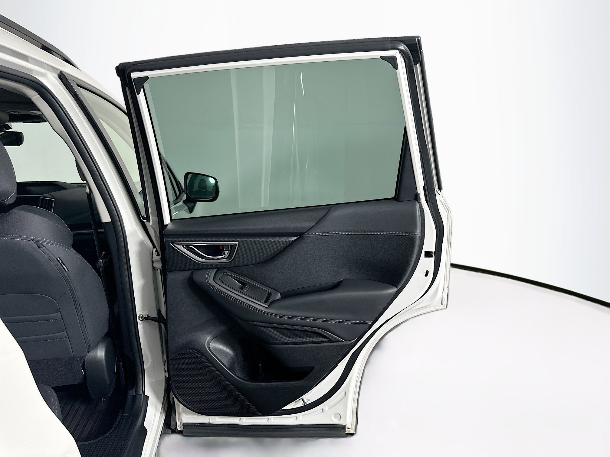 Used 2023 Subaru Forester Premium image 31