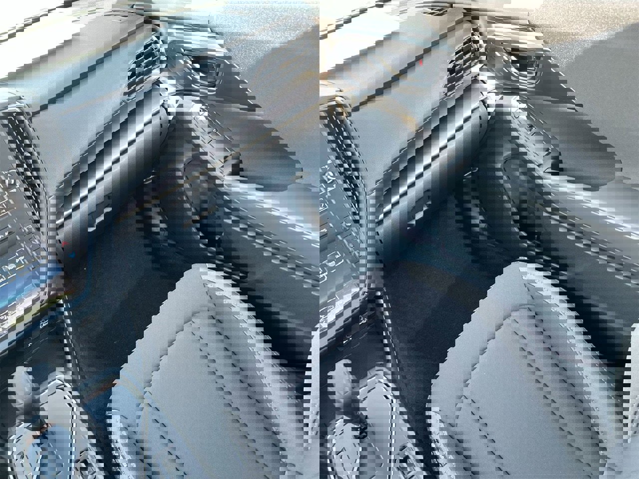 New 2025 Subaru Impreza 2.0i w/ Popular Package #1A image 12