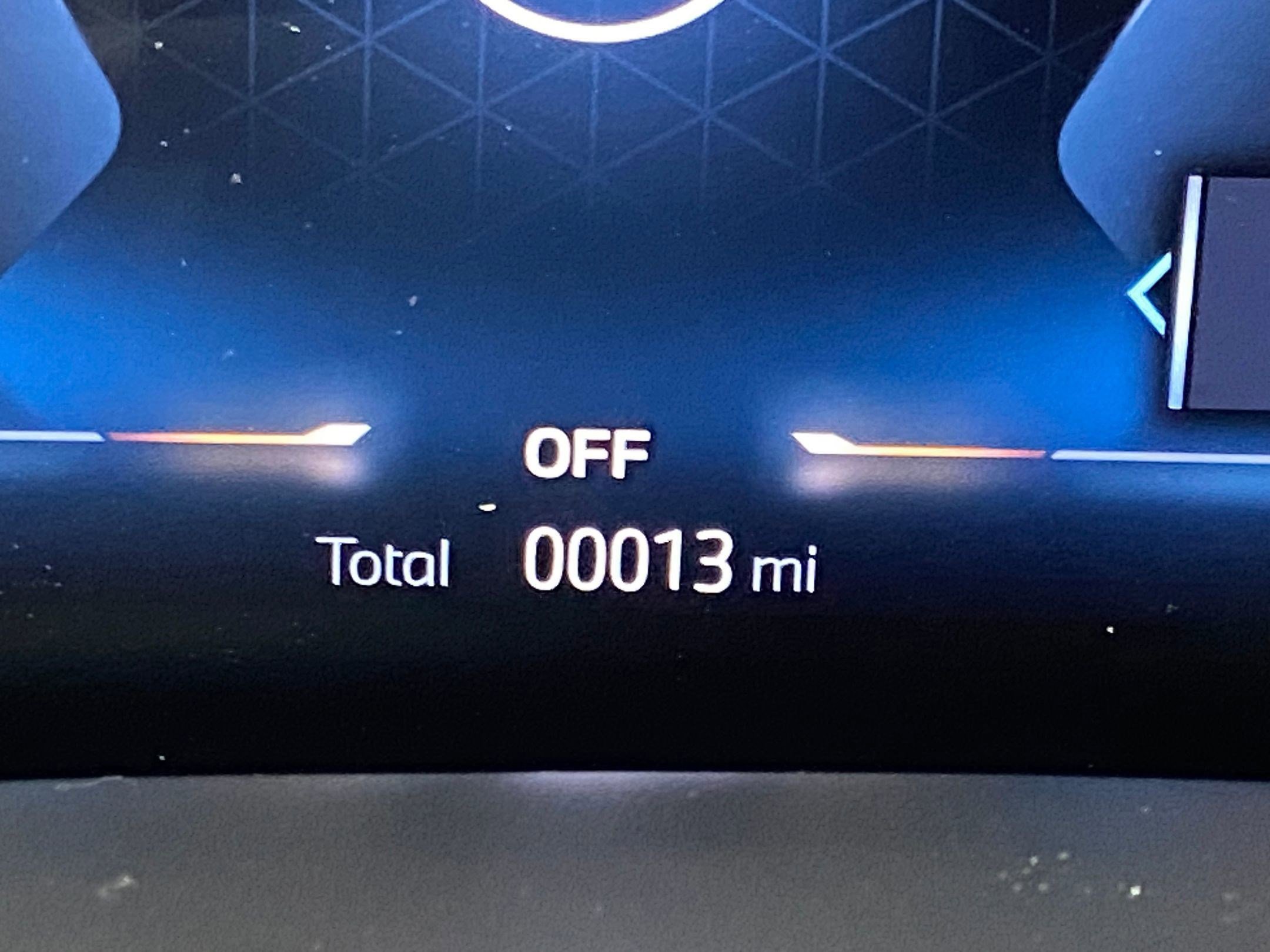 Used 2026 BMW X5 sDrive40i w/ Premium Package image 18