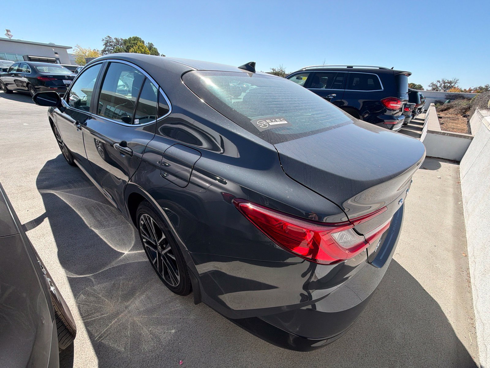 Used 2026 Toyota Camry XLE FWD image 4