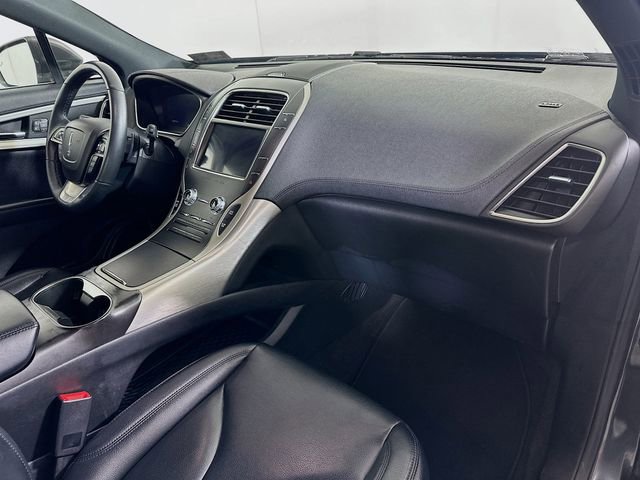 Used 2020 Lincoln Nautilus Premier image 29