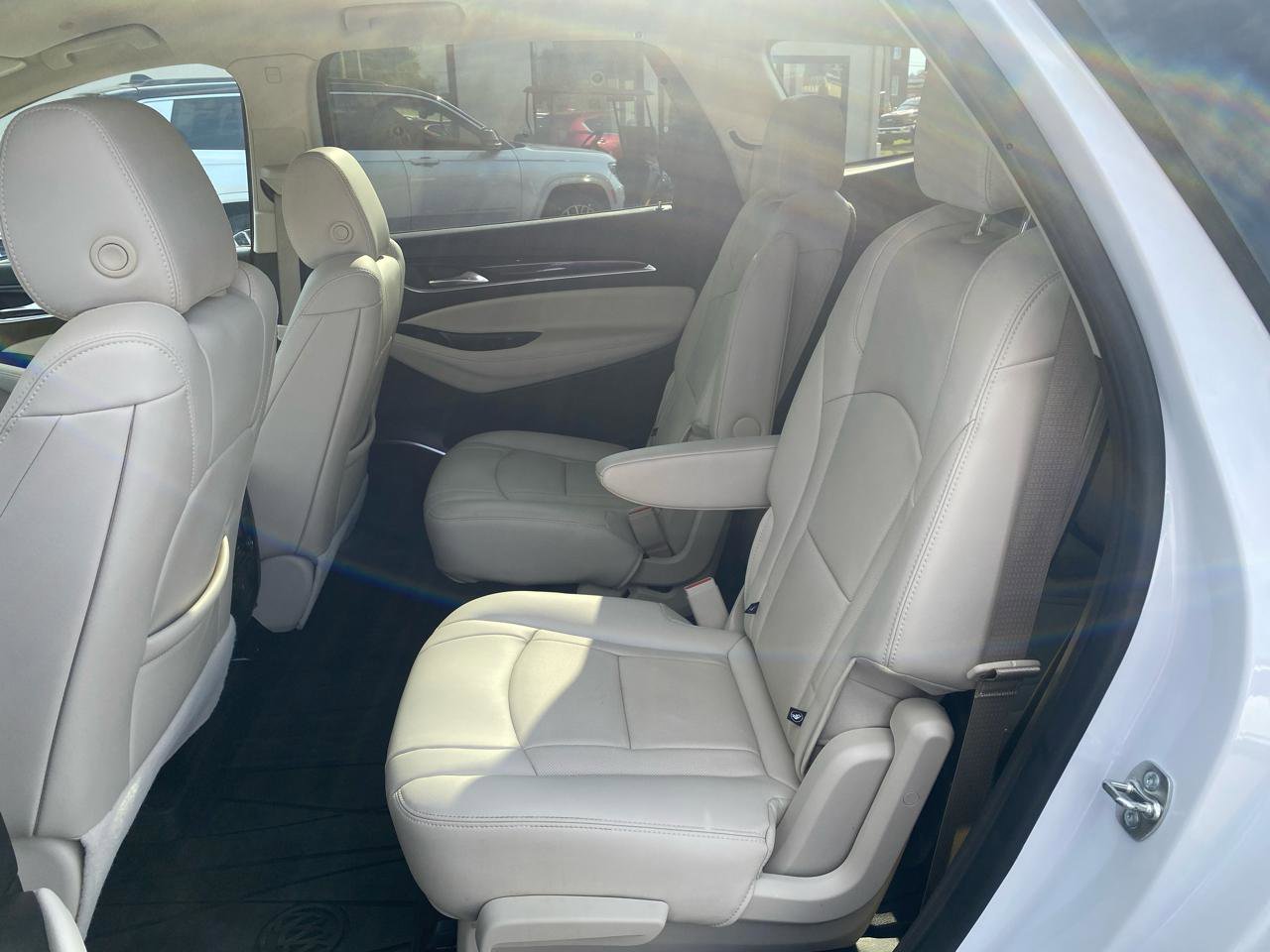 Used 2024 Buick Enclave Essence w/ Sport Touring Edition FWD image 11