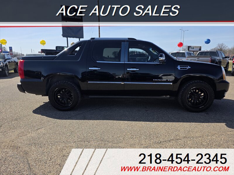 Used 2013 Cadillac Escalade EXT Premium AWD/4WD image 6