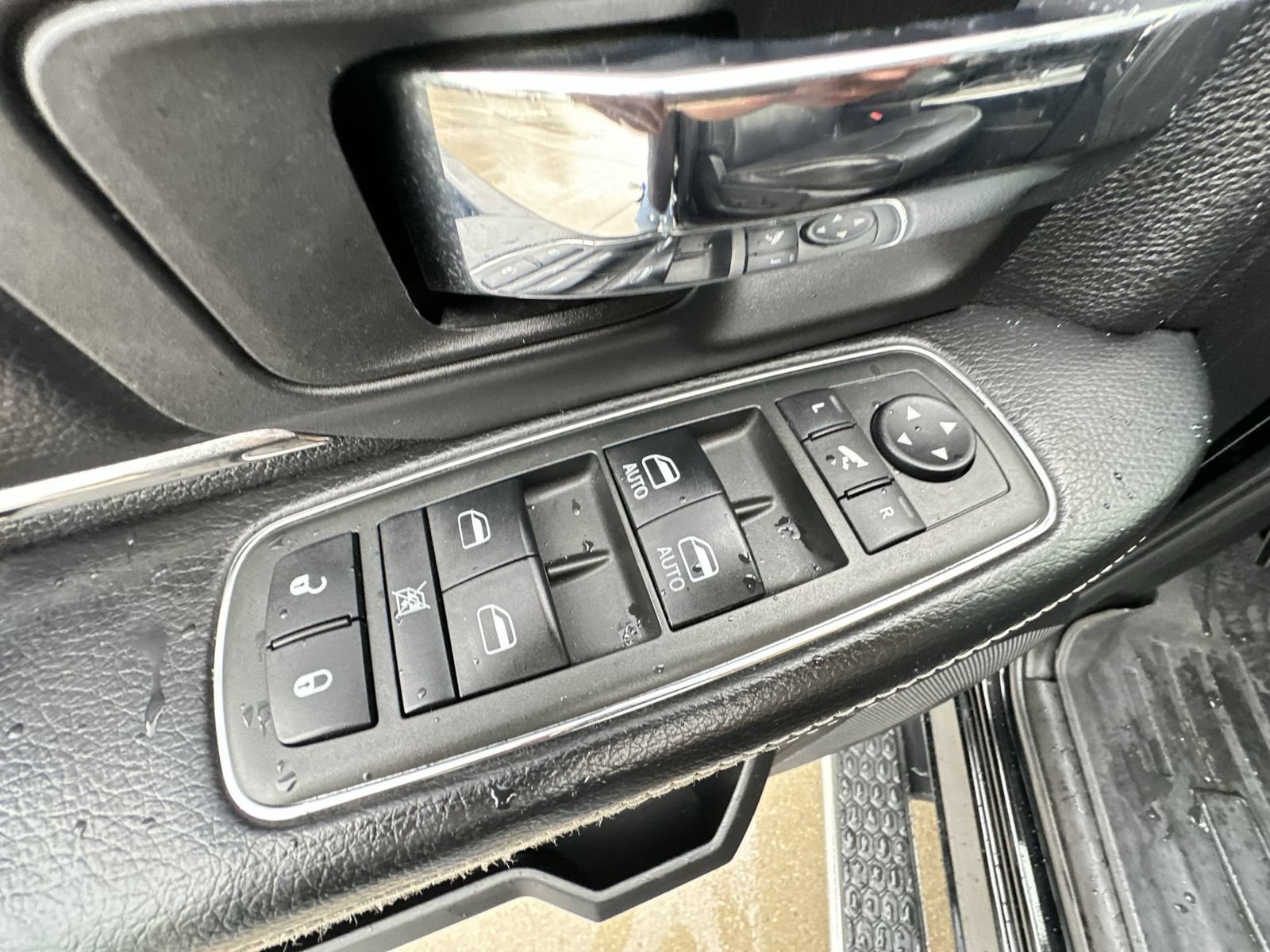Used 2013 RAM 1500 Sport w/ Sport Premium Group AWD/4WD image 23