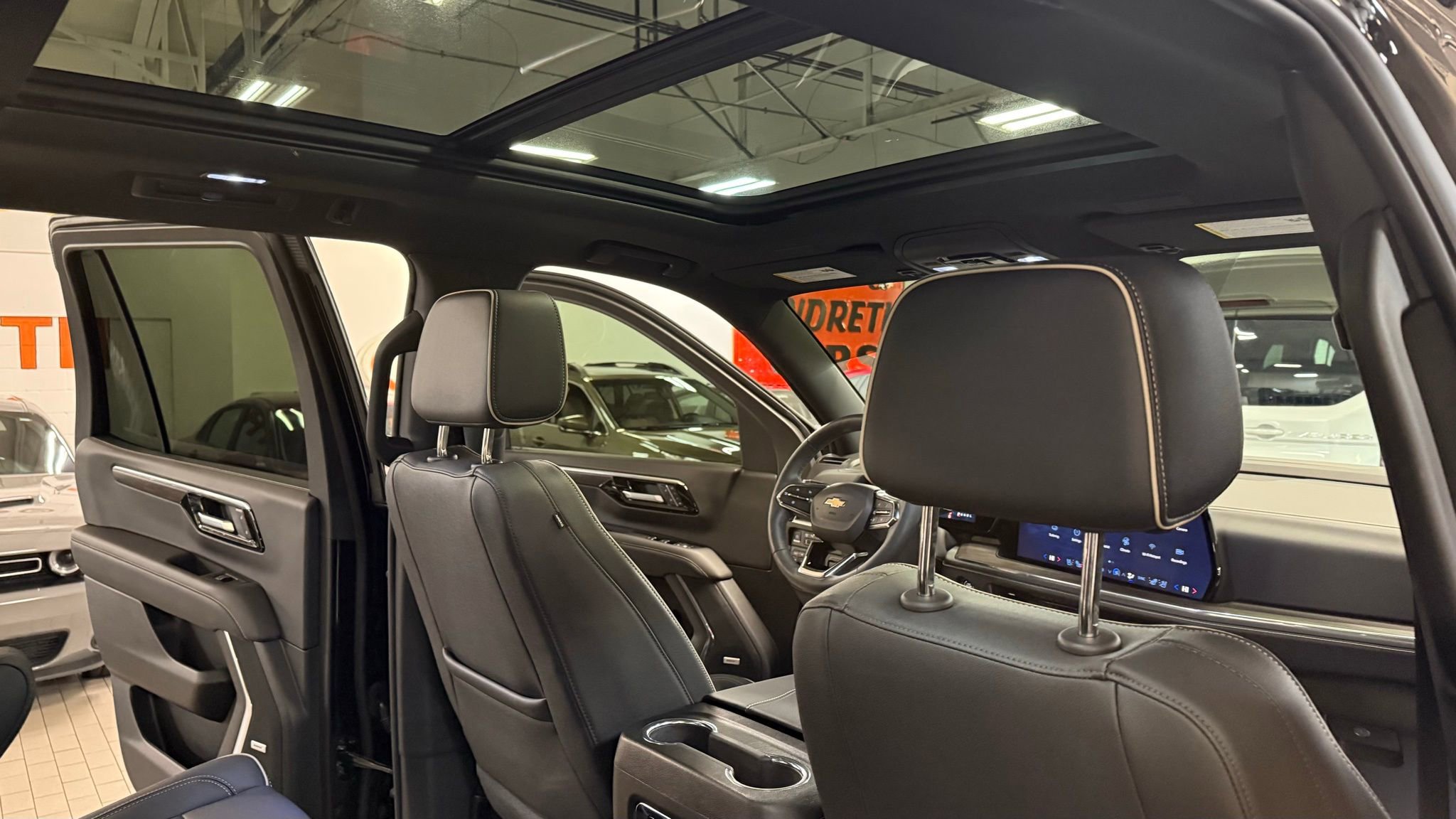 Used 2026 Chevrolet Tahoe Premier w/ Sun And Tow Package image 27