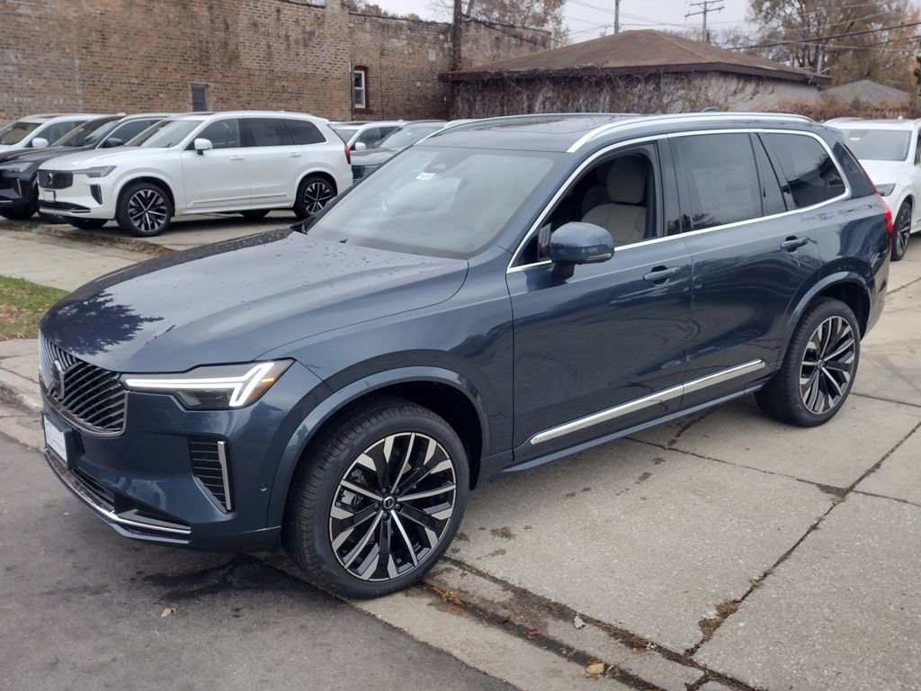 New 2026 Volvo XC90 B6 Plus w/ Protection Package Premier image 6