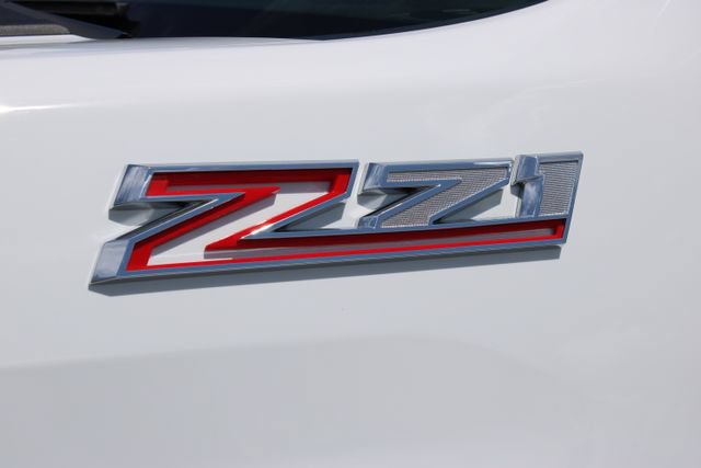 Used 2023 Chevrolet Silverado 2500 LT AWD/4WD image 16