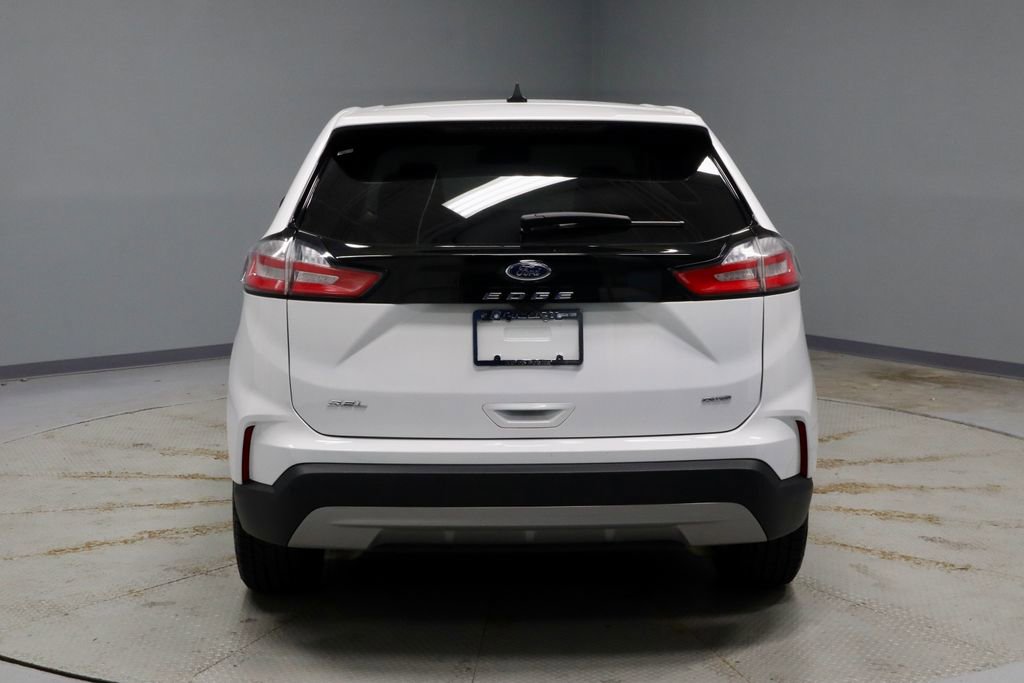 Certified 2024 Ford Edge SEL AWD/4WD image 12
