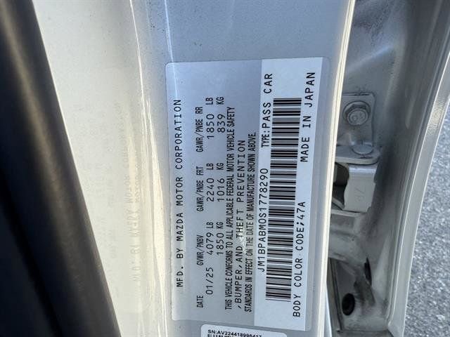 Used 2025 MAZDA MAZDA3 s image 28