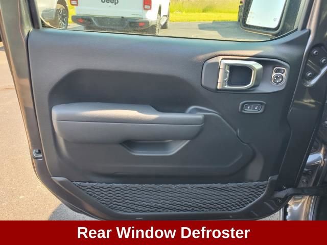 New 2025 Jeep Gladiator Sport image 9