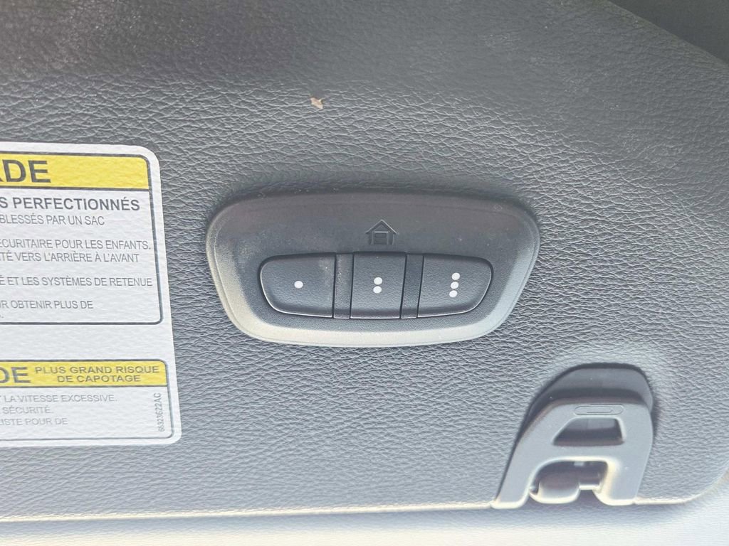 Used 2022 Jeep Wrangler Unlimited Sahara w/ Safety Group image 41