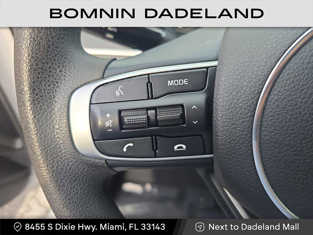 Used 2023 Kia K5 LXS image 21