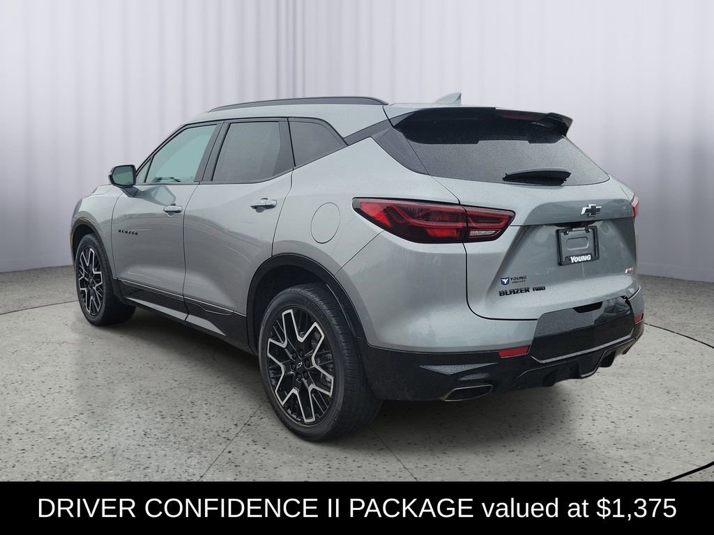 Used 2023 Chevrolet Blazer RS w/ Driver Confidence II Package AWD/4WD image 5