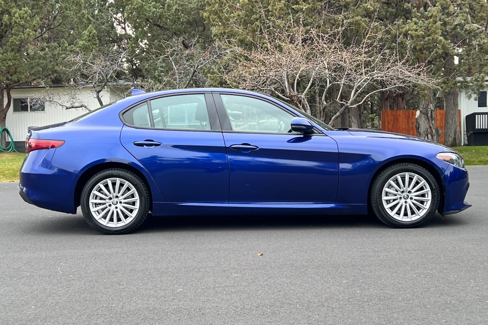 Used 2022 Alfa Romeo Giulia Sprint image 3