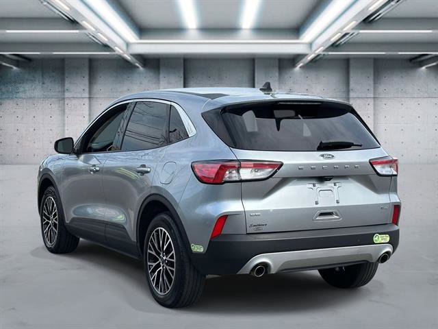 Used 2022 Ford Escape SE w/ Cold Weather Package FWD image 6