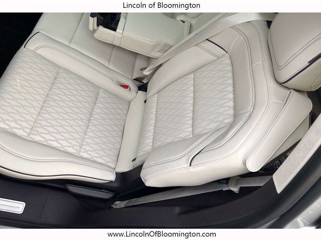 New 2026 Lincoln Nautilus Black Label w/ Jet Appearance Package image 33