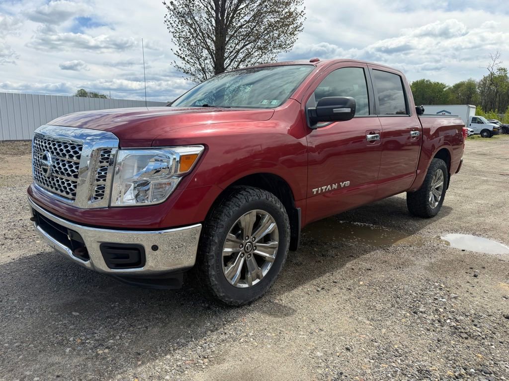 Used 2018 Nissan Titan SV w/ SV Convenience Package AWD/4WD image 1