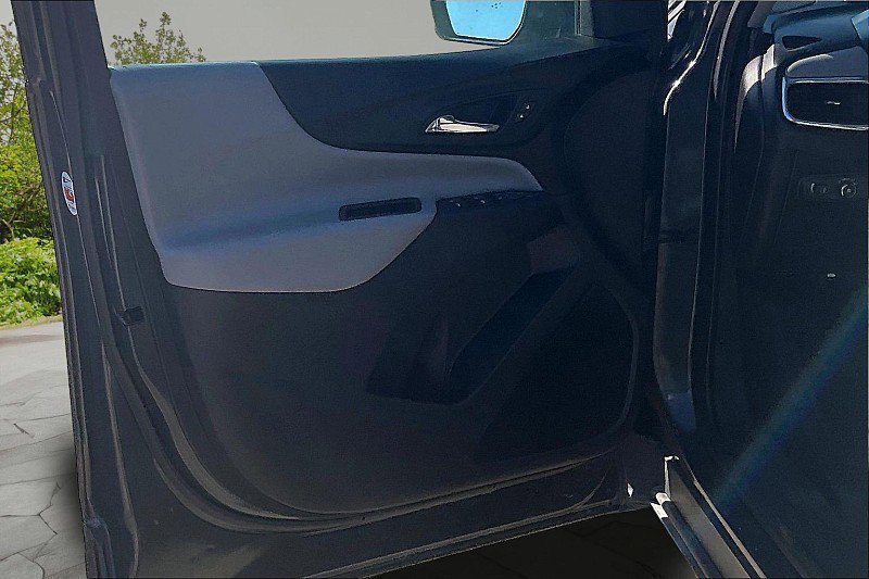Used 2020 Chevrolet Equinox LT w/ LPO, Floor Liner Package AWD/4WD image 19