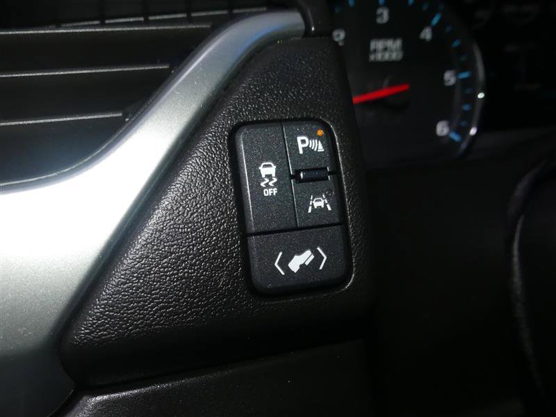 Used 2017 Chevrolet Suburban LT image 29