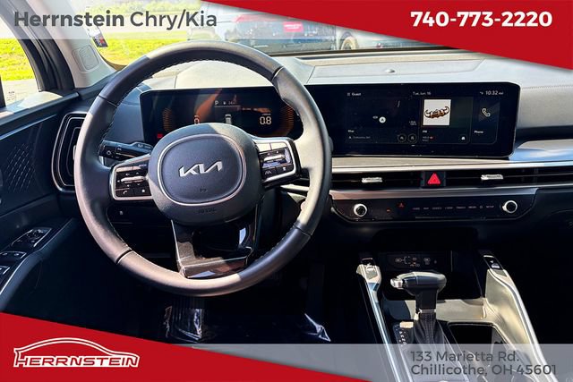 Used 2025 Kia Sorento S AWD/4WD image 6
