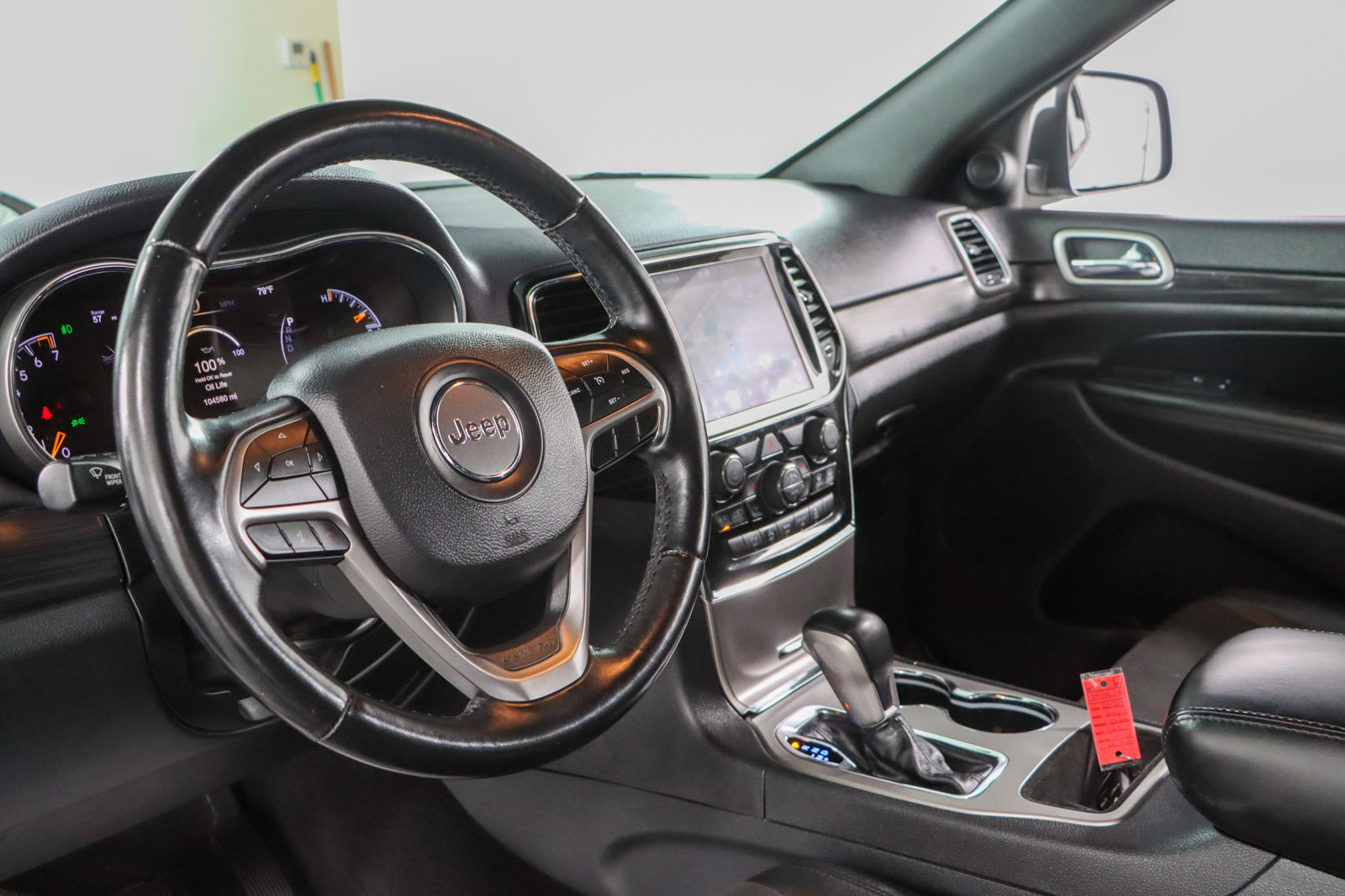 Used 2020 Jeep Grand Cherokee Altitude RWD image 22